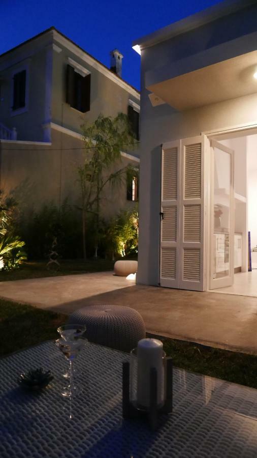 Villa 30villa Rd