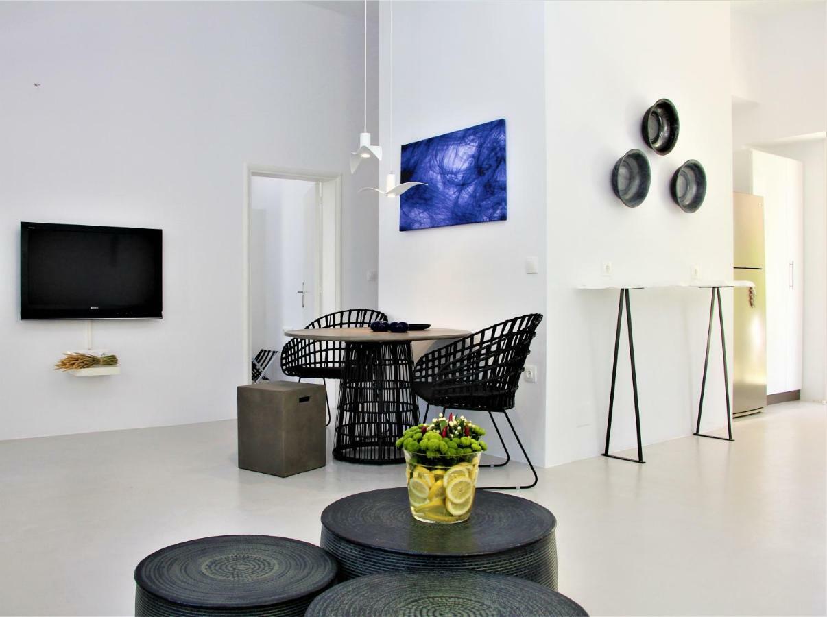 30villa Rd * Rhodes City